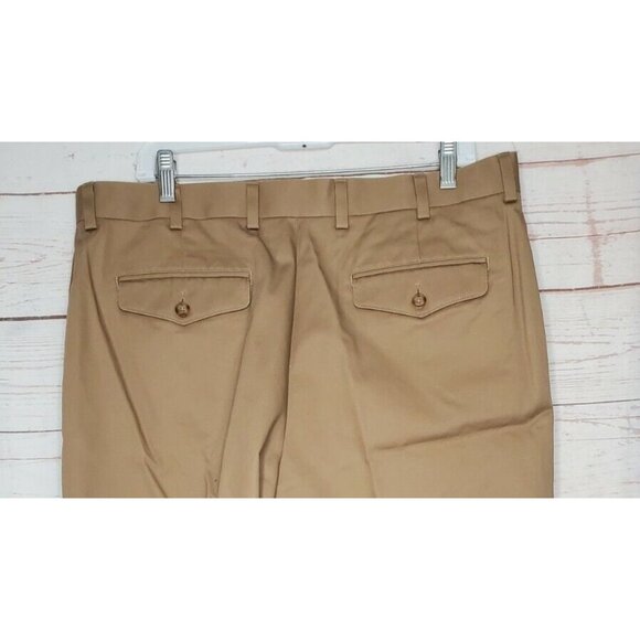 L.L. Bean WF Dress Chino Plain Front Classic Fit 17 Waist %100 Cotton Pants - Picture 12 of 12